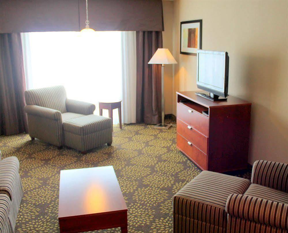 Holiday Inn Express & Suites Ripley By Ihg Exterior foto